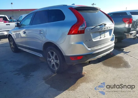 2012 Volvo Xc60 T6/T6 Platinum/T6 Premier Plus/T6 R-Design/T6 R-Design Platinum/T6 R-Design Premier Plus z USA, uszkodzony, nr VIN YV4902DZ6C2260081